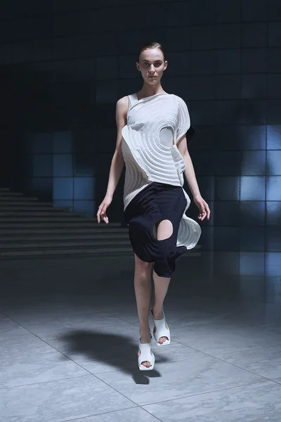 Look 29
